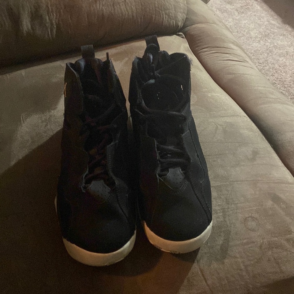 Black And Gold Jordan True Flights